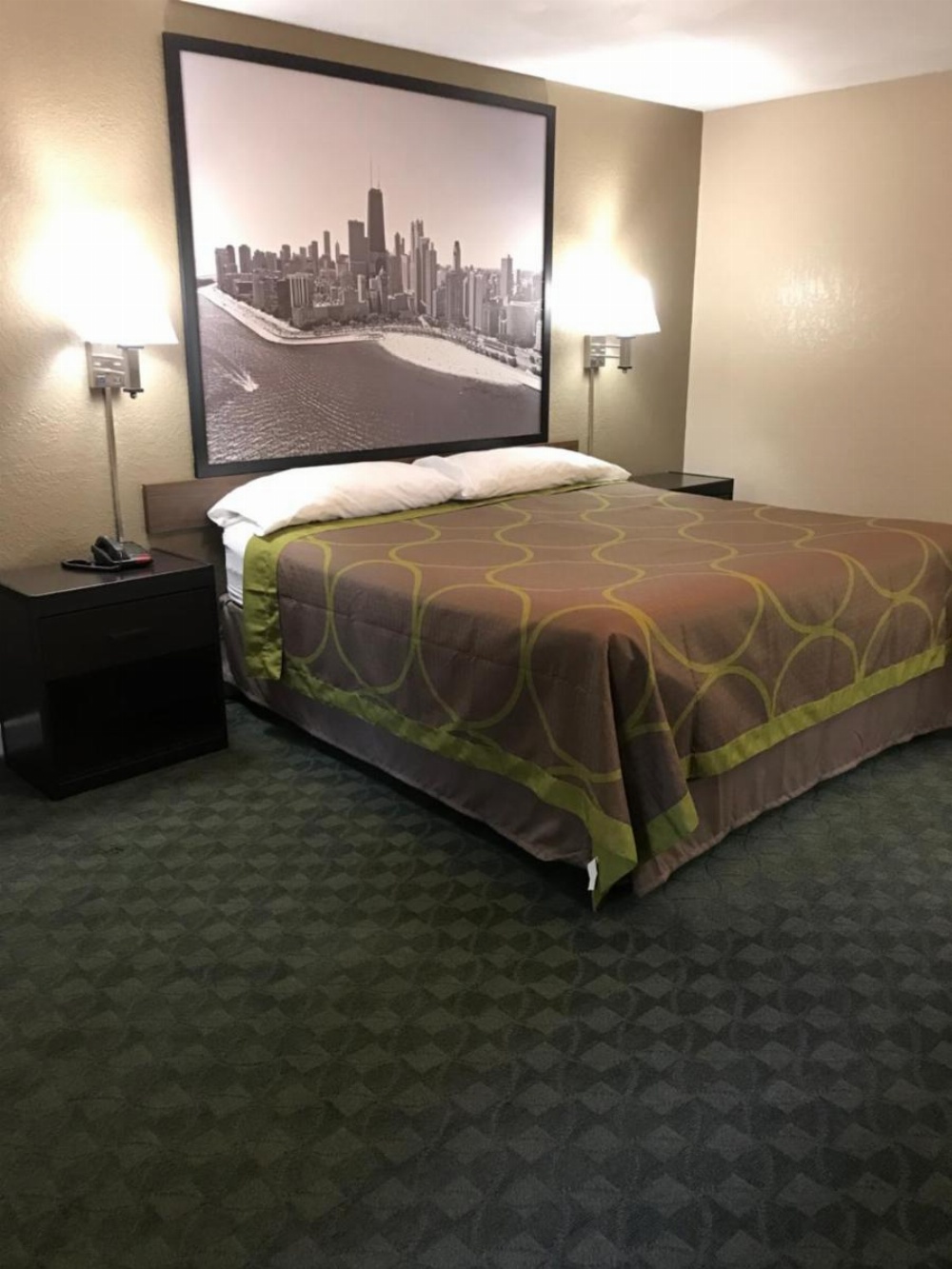 Room image 3